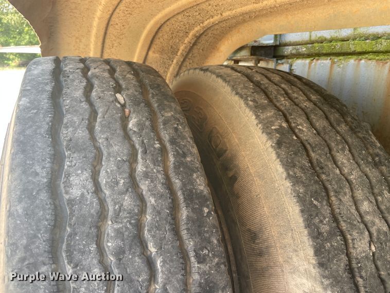 image for item JQ9740 1980 Mack DM686S  water truck