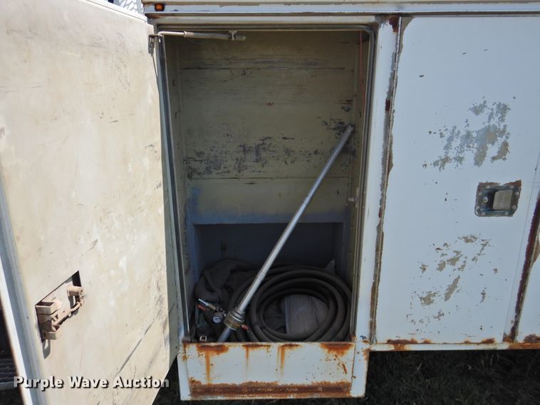 image for item JX9906 1990 Mack CS200P  utility / service truck