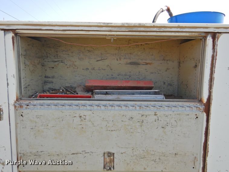 image for item JX9906 1990 Mack CS200P  utility / service truck