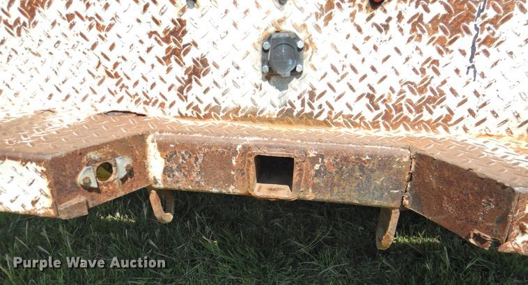 image for item JX9906 1990 Mack CS200P  utility / service truck