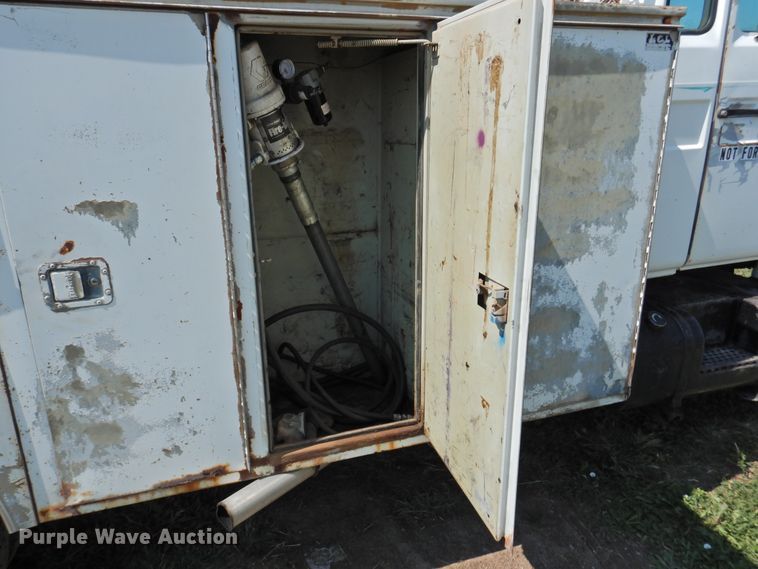 image for item JX9906 1990 Mack CS200P  utility / service truck