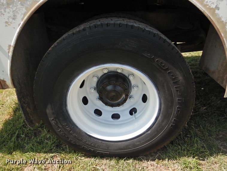 image for item JX9906 1990 Mack CS200P  utility / service truck