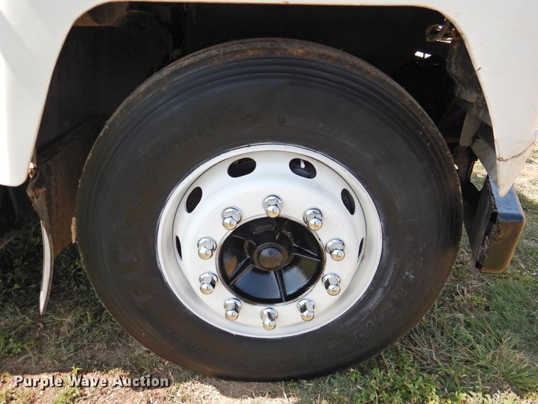 image for item JX9906 1990 Mack CS200P  utility / service truck