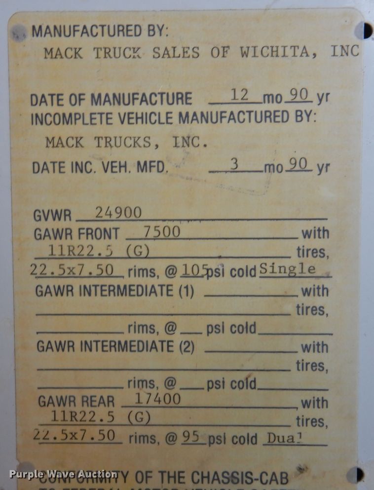 image for item JX9906 1990 Mack CS200P  utility / service truck