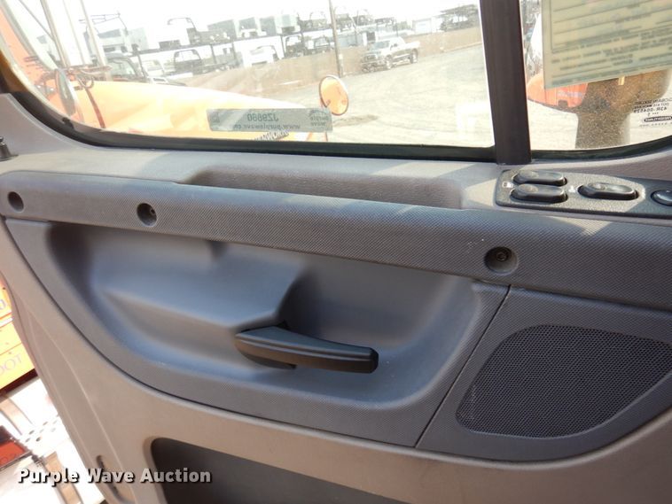 image for item JZ9860 2016 Freightliner Cascadia 125  semi truck