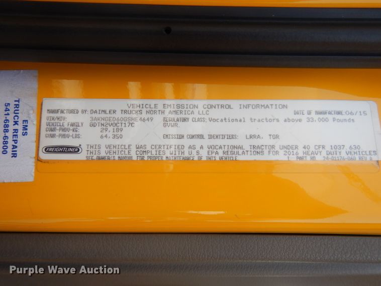 image for item JZ9860 2016 Freightliner Cascadia 125  semi truck