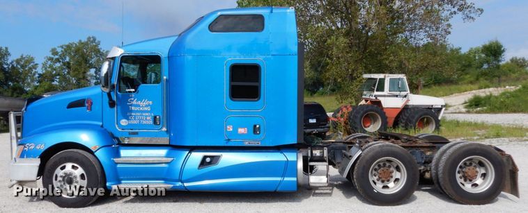 image for item KI9667 2012 Kenworth T660  semi truck