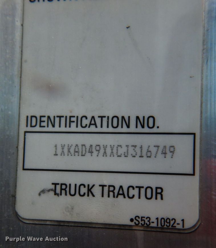 image for item KI9667 2012 Kenworth T660  semi truck