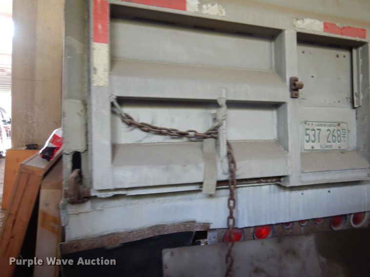 image for item KK9114 1972 Fruehauf  end dump trailer