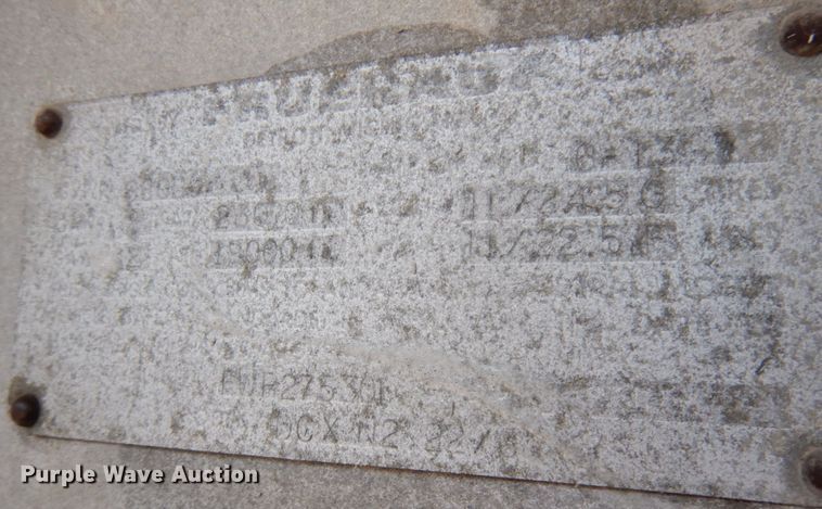 image for item KK9114 1972 Fruehauf  end dump trailer