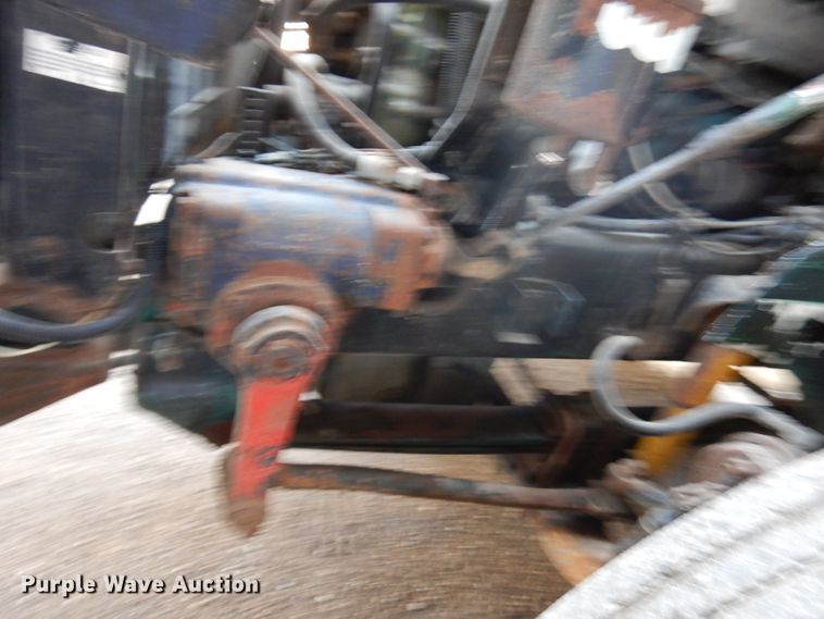 image for item KK9115 2000 International 9100i  semi truck