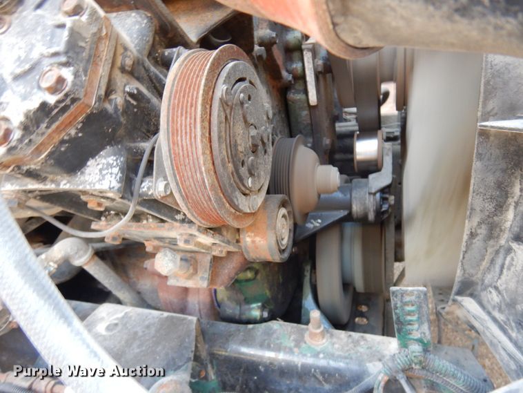 image for item KK9115 2000 International 9100i  semi truck