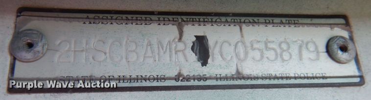 image for item KK9115 2000 International 9100i  semi truck