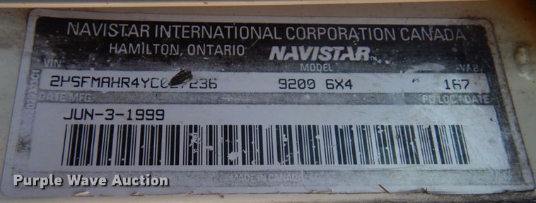 image for item KK9116 2000 International 9200i  semi truck