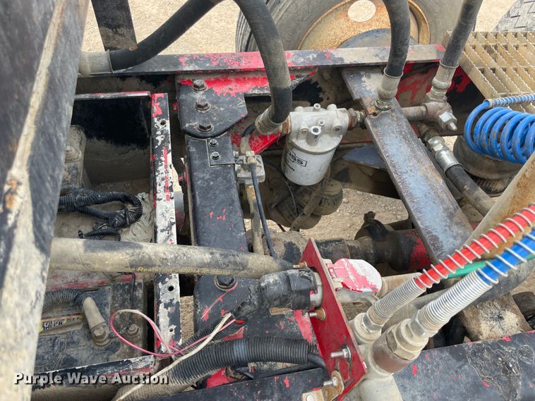 image for item KK9425 1997 Kenworth T800  semi truck