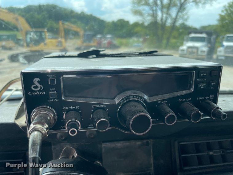 image for item KK9425 1997 Kenworth T800  semi truck