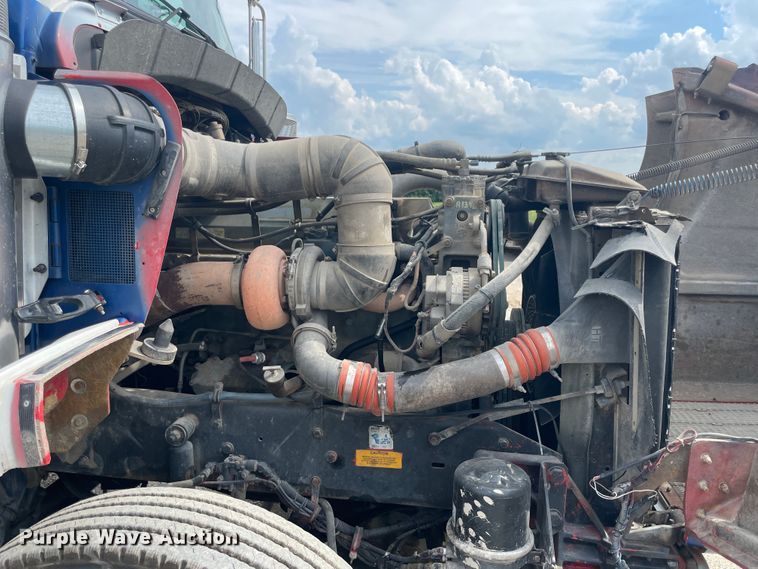 image for item KK9425 1997 Kenworth T800  semi truck