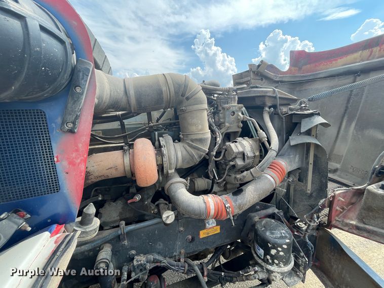 image for item KK9425 1997 Kenworth T800  semi truck