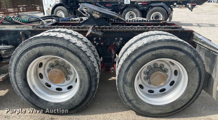 image for item KK9425 1997 Kenworth T800  semi truck