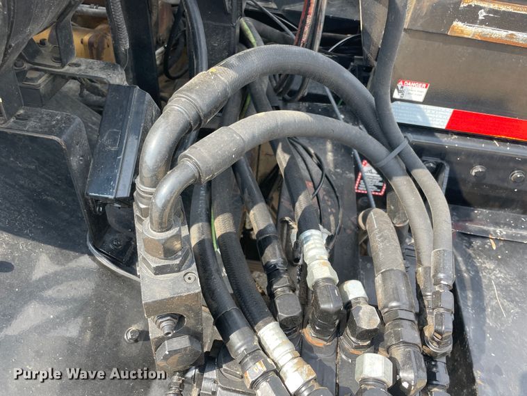 image for item KK9426 1993 Peterbilt 320  roll-off container truck