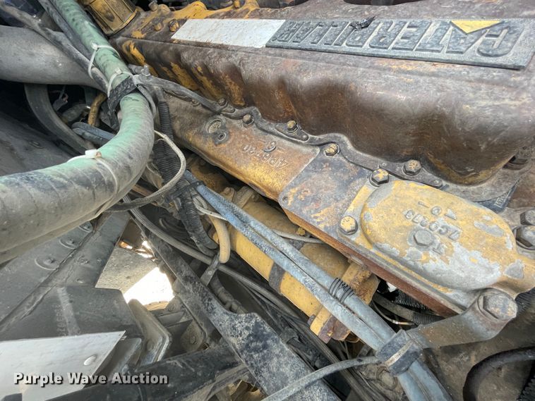 image for item KK9426 1993 Peterbilt 320  roll-off container truck