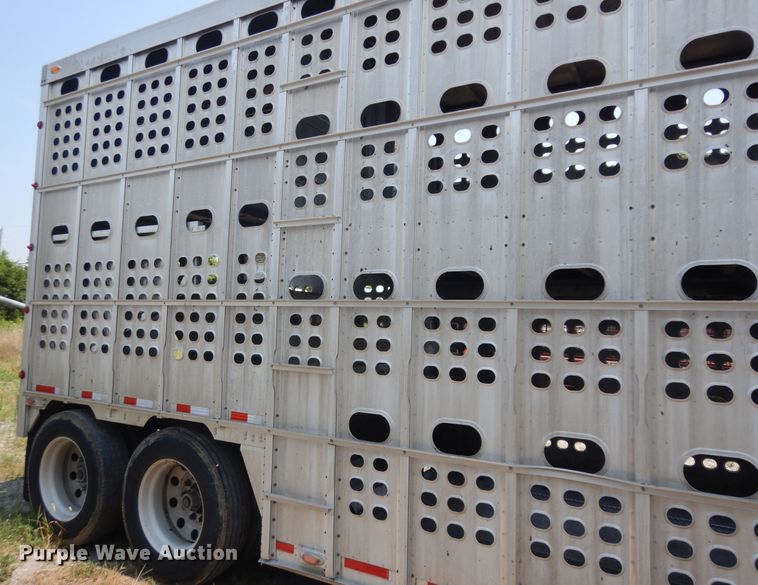 image for item KU9392 2007 Eby  livestock trailer