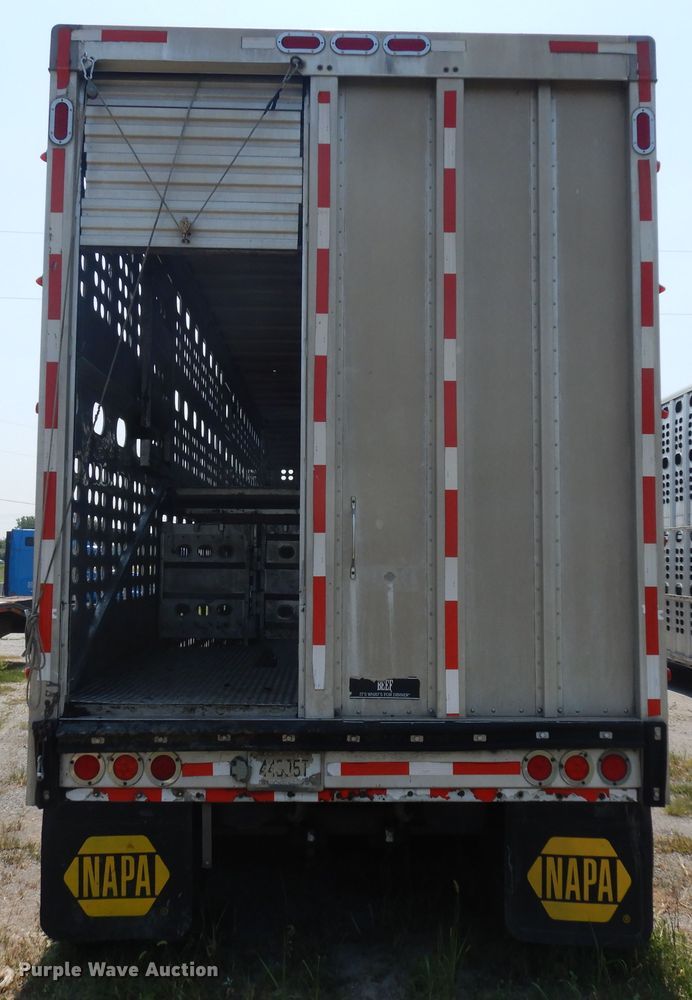 image for item KU9392 2007 Eby  livestock trailer