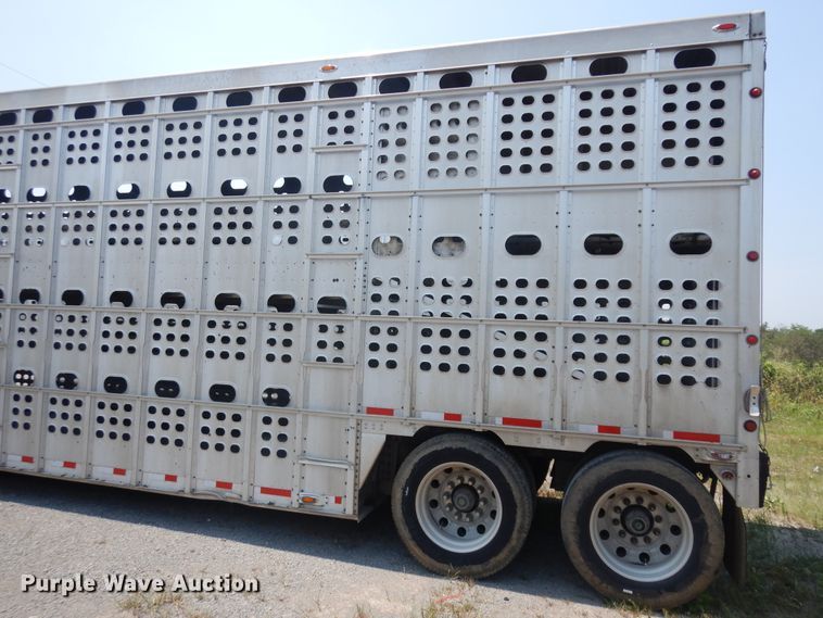 image for item KU9392 2007 Eby  livestock trailer