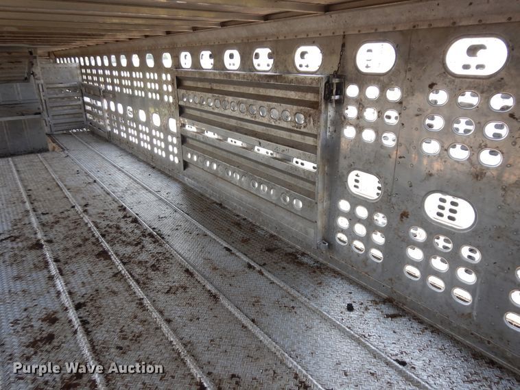 image for item KU9392 2007 Eby  livestock trailer