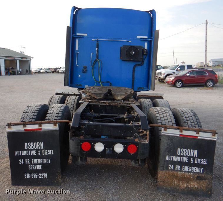 image for item KW9874 2016 Kenworth T660  semi truck