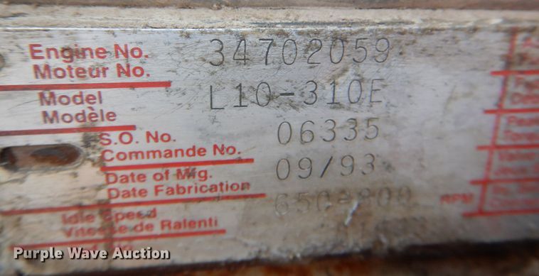 image for item KX9447 1994 White GMC WCA  truck cab and chassis