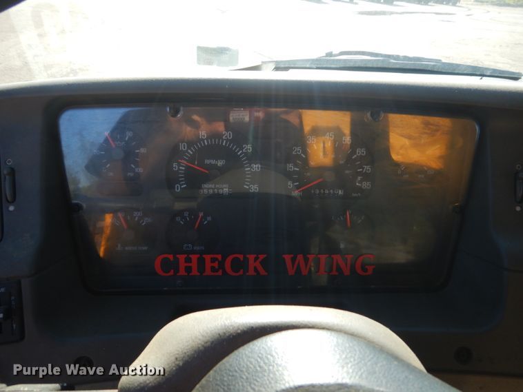 image for item DC8752 2002 Sterling L9500  dump truck