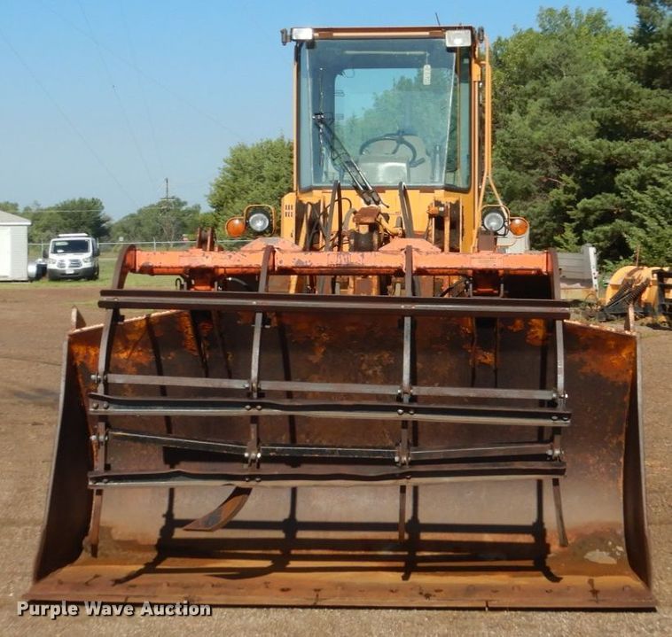 image for item DC8753 Hyundai HL730-3  wheel loader