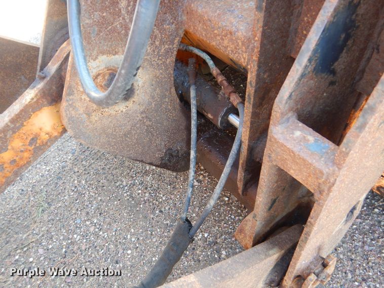 image for item DC8753 Hyundai HL730-3  wheel loader