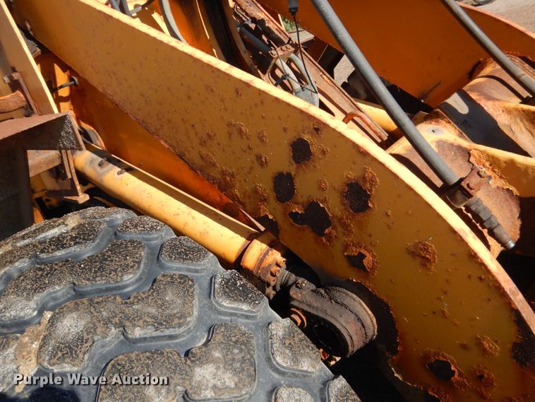 image for item DC8753 Hyundai HL730-3  wheel loader