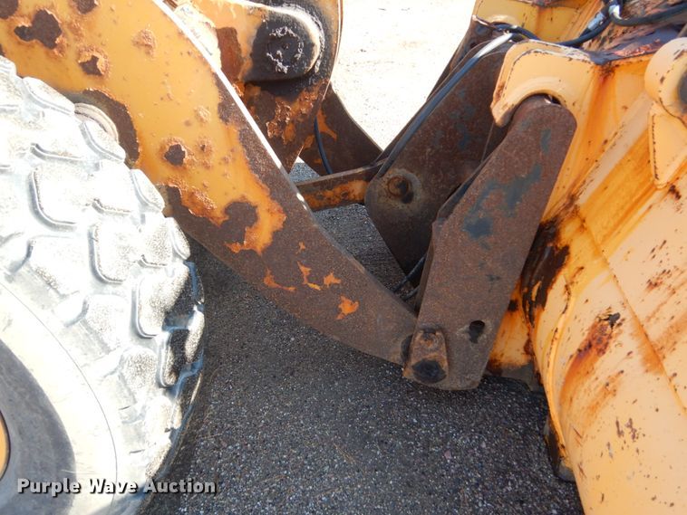 image for item DC8753 Hyundai HL730-3  wheel loader
