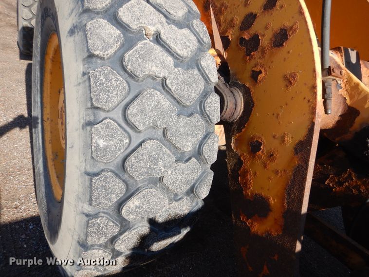 image for item DC8753 Hyundai HL730-3  wheel loader