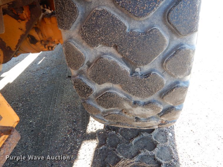 image for item DC8753 Hyundai HL730-3  wheel loader