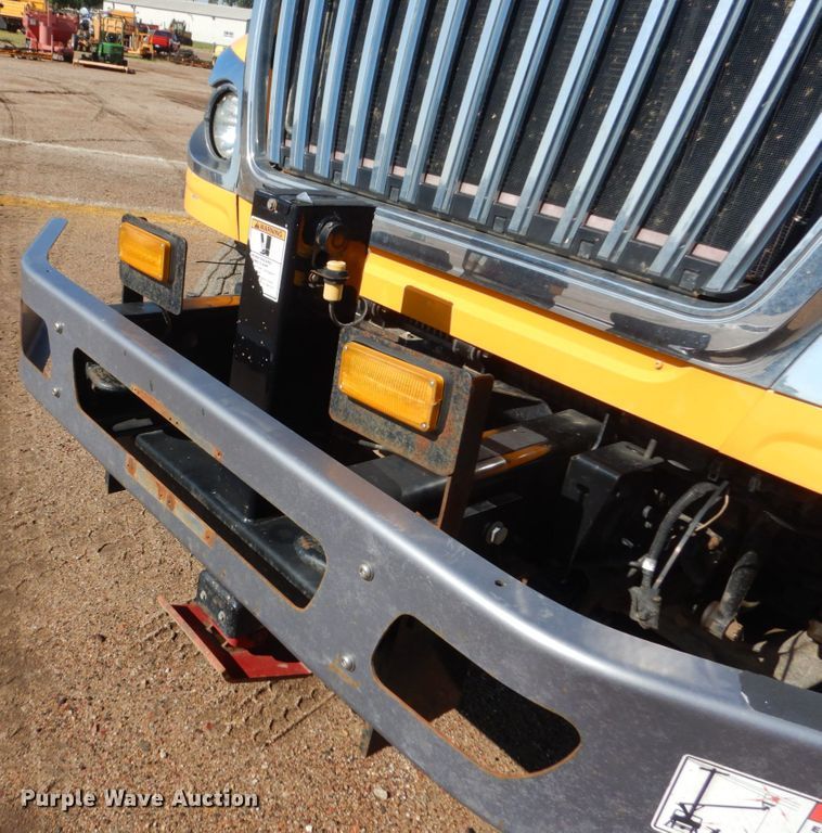 image for item DC8754 2011 International WorkStar 7500  bucket truck