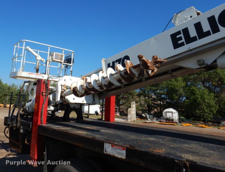 image for item DC8754 2011 International WorkStar 7500  bucket truck