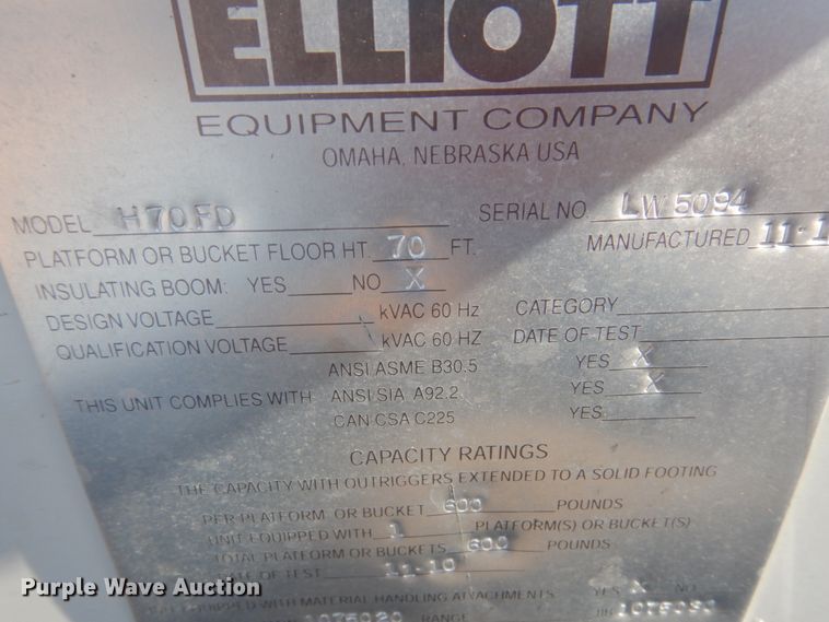 image for item DC8754 2011 International WorkStar 7500  bucket truck