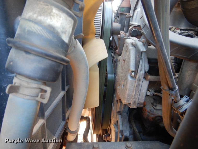 image for item DC8754 2011 International WorkStar 7500  bucket truck