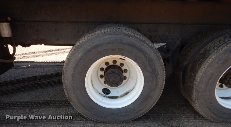 image for item DC8754 2011 International WorkStar 7500  bucket truck