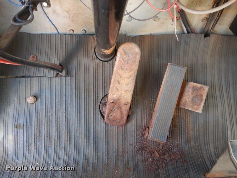 image for item DC8755 1982 Oshkosh WT-2206  snow blower truck