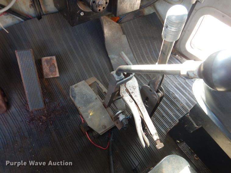 image for item DC8755 1982 Oshkosh WT-2206  snow blower truck