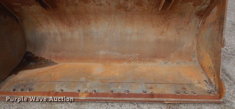 image for item DC8756 2005 New Holland LW130B  wheel loader