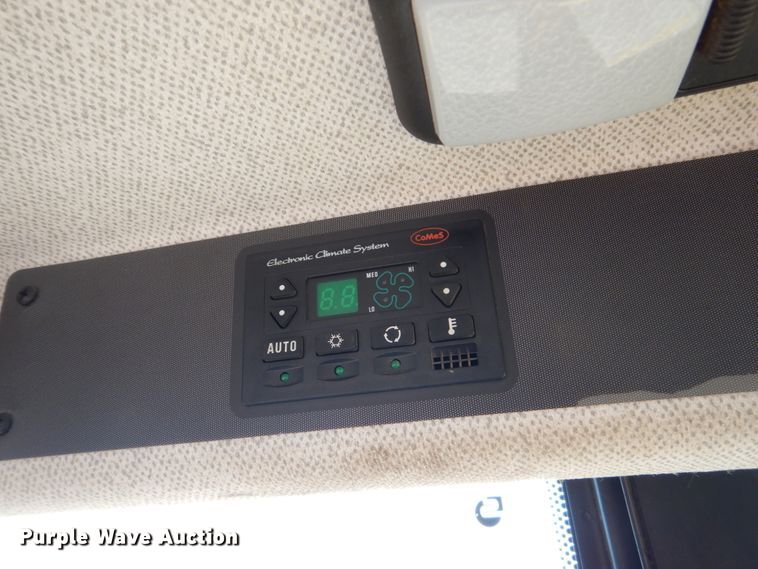 image for item DC8756 2005 New Holland LW130B  wheel loader