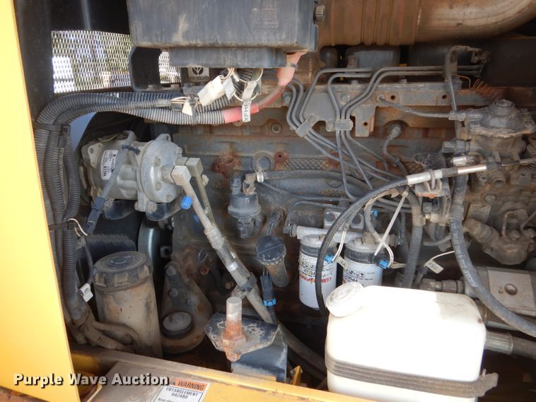 image for item DC8756 2005 New Holland LW130B  wheel loader