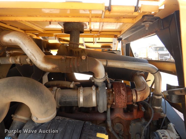 image for item DC8756 2005 New Holland LW130B  wheel loader