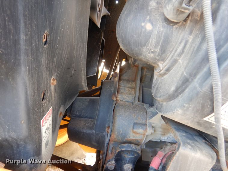 image for item DC8756 2005 New Holland LW130B  wheel loader